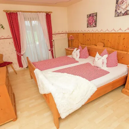 A Very Spacious 4 Person Holiday Near The Chiemsee *